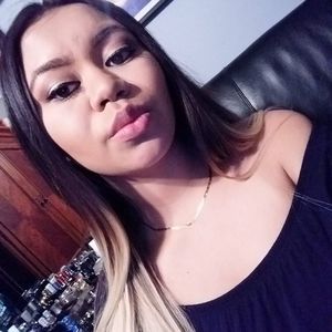 Meet your Posher, Raquel